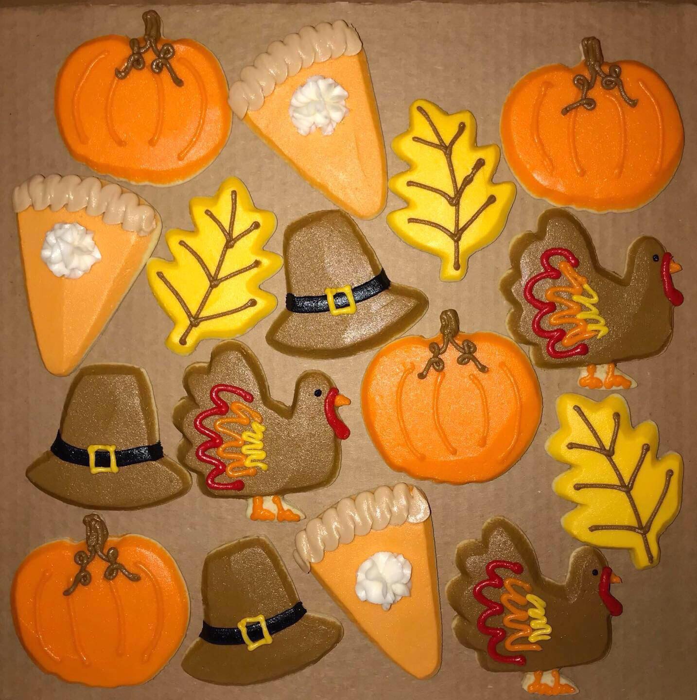 Thanksgiving Frosted Cookies
